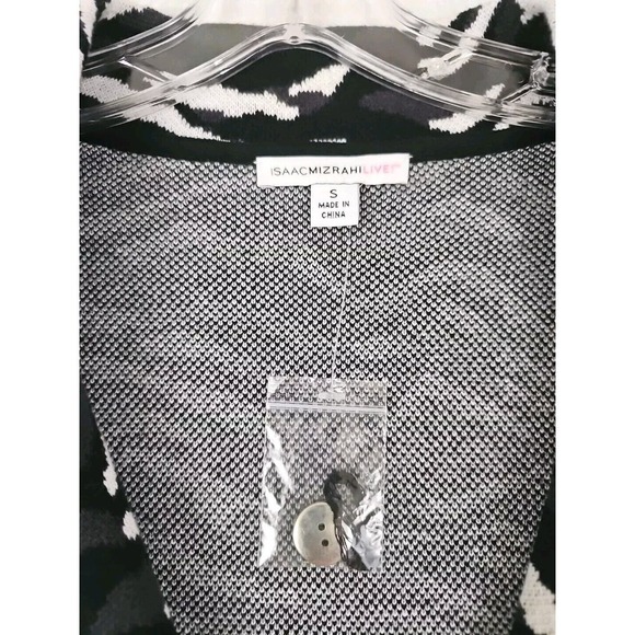 Isaac Mizrahi Live ~Woman Size S~ Black/White Animal Print Button Front Cardigan - Picture 2 of 9